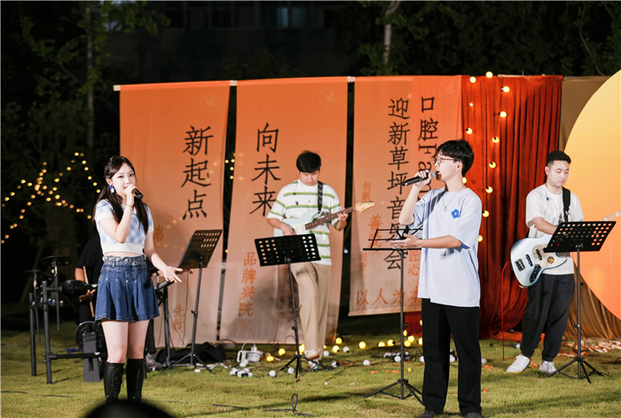 徐乐研、杨思源.JPG