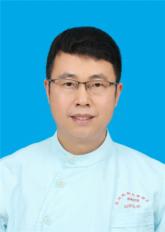 刘劲松.jpg 刘劲松.jpg