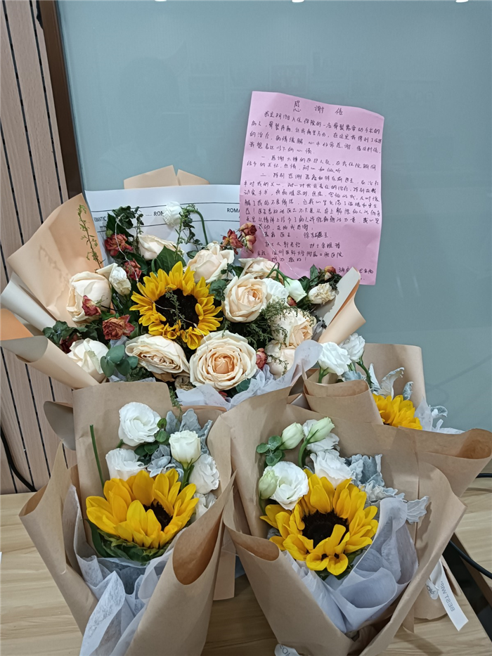 8月 病区 聂鑫 徐东前 郭君怡 余雅琦.jpg