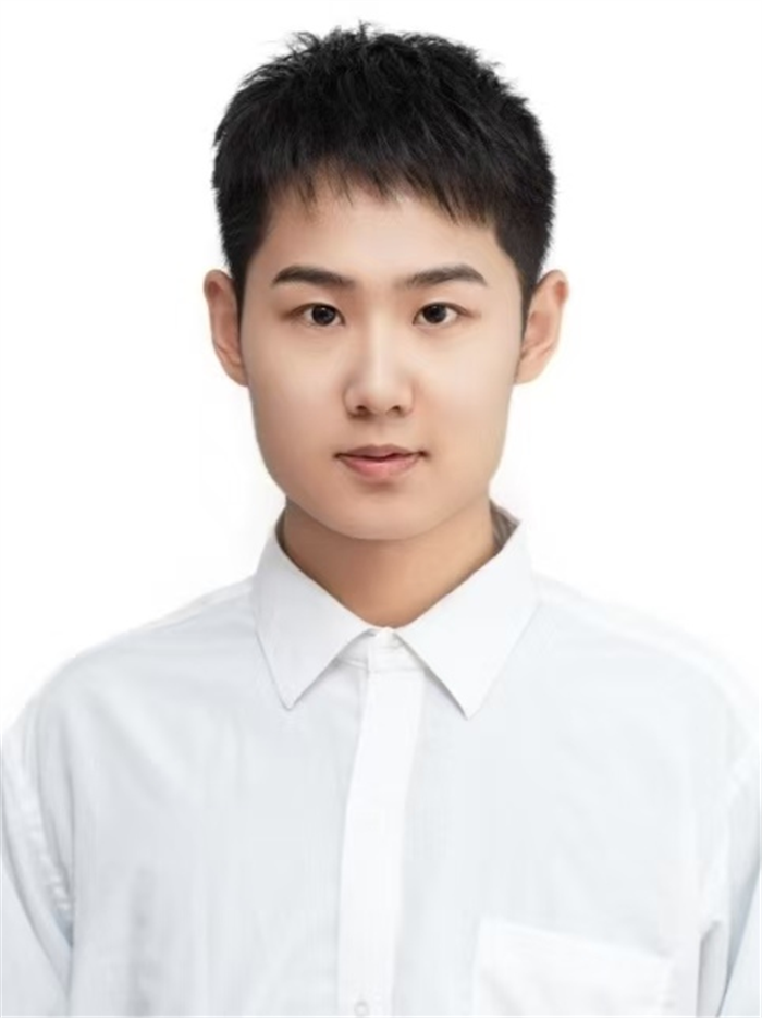 徐磊.jpg